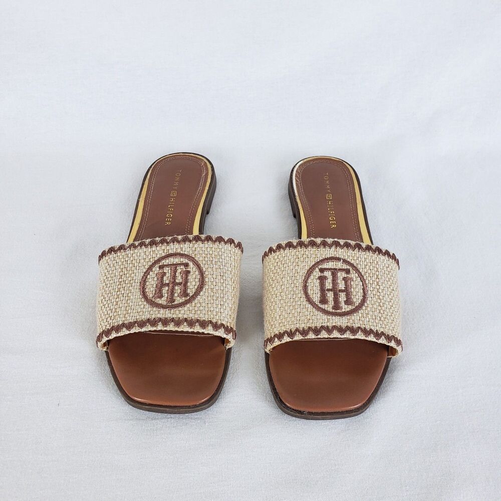 Tommy Hilfiger Resort Monogram Logo Raffia Sandals Womens 9 Coastal Euro Summer